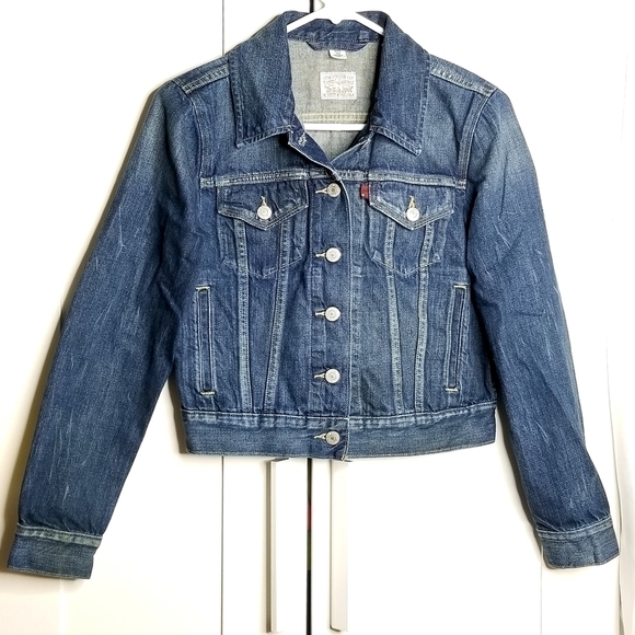 Levi's Jackets & Blazers - Levi’s Women's Trucker Blue Jean Jacket S40117 Dark Denim Size Small